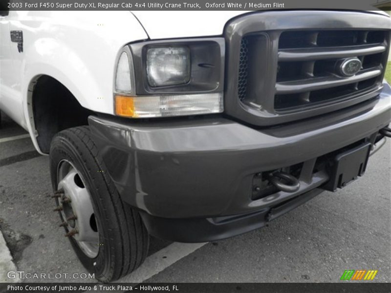 Oxford White / Medium Flint 2003 Ford F450 Super Duty XL Regular Cab 4x4 Utility Crane Truck