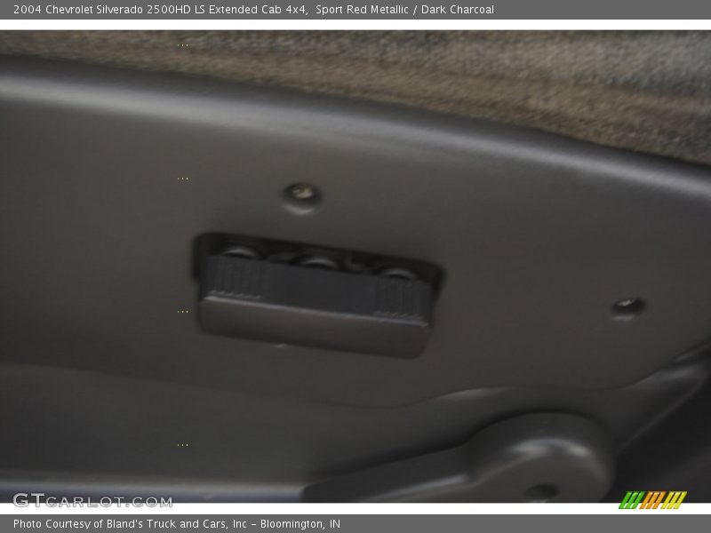 Sport Red Metallic / Dark Charcoal 2004 Chevrolet Silverado 2500HD LS Extended Cab 4x4