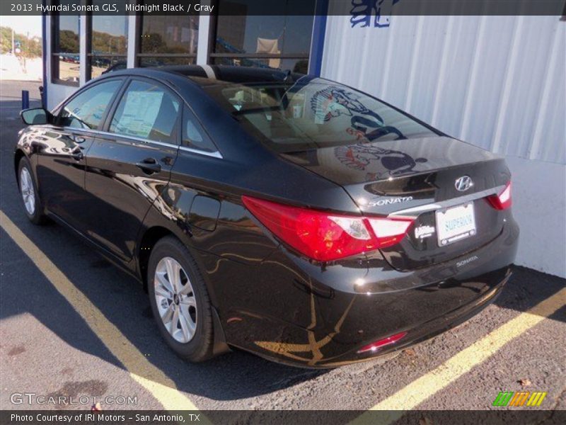 Midnight Black / Gray 2013 Hyundai Sonata GLS