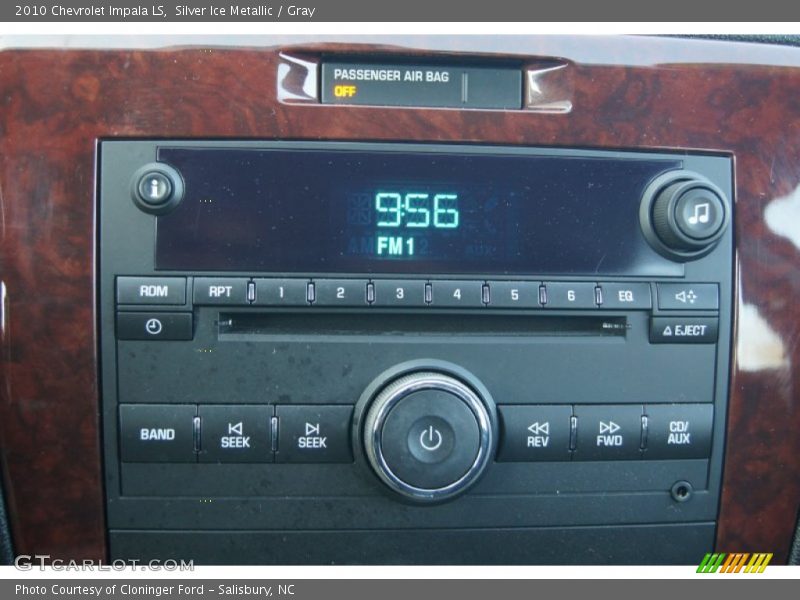 Silver Ice Metallic / Gray 2010 Chevrolet Impala LS
