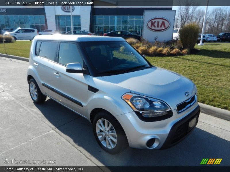Bright Silver / Black Soul Logo Cloth 2012 Kia Soul +