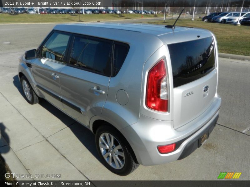 Bright Silver / Black Soul Logo Cloth 2012 Kia Soul +