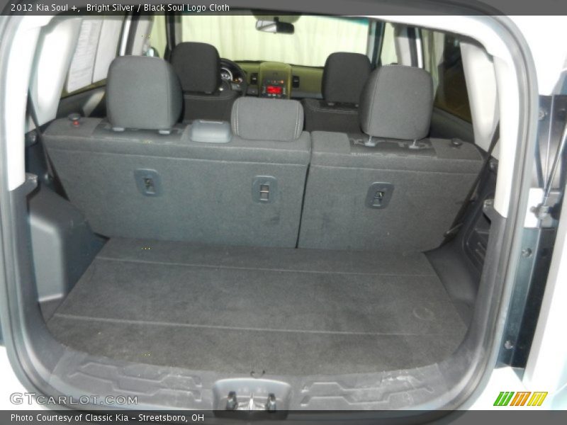 Bright Silver / Black Soul Logo Cloth 2012 Kia Soul +