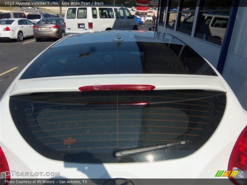 Elite White Pearl / Black 2013 Hyundai Veloster Turbo