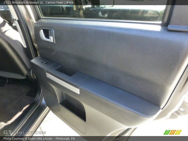 Carbon Pearl / Black 2011 Mitsubishi Endeavor LS