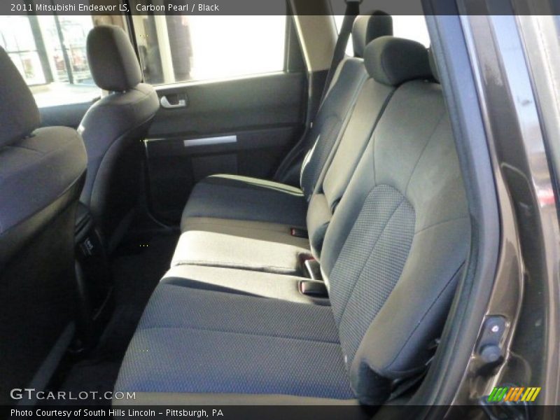 Carbon Pearl / Black 2011 Mitsubishi Endeavor LS