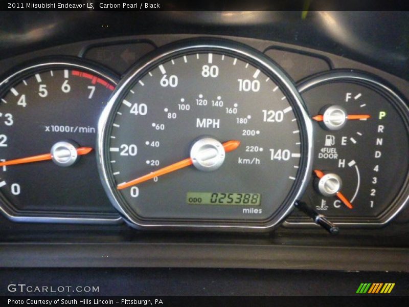 Carbon Pearl / Black 2011 Mitsubishi Endeavor LS