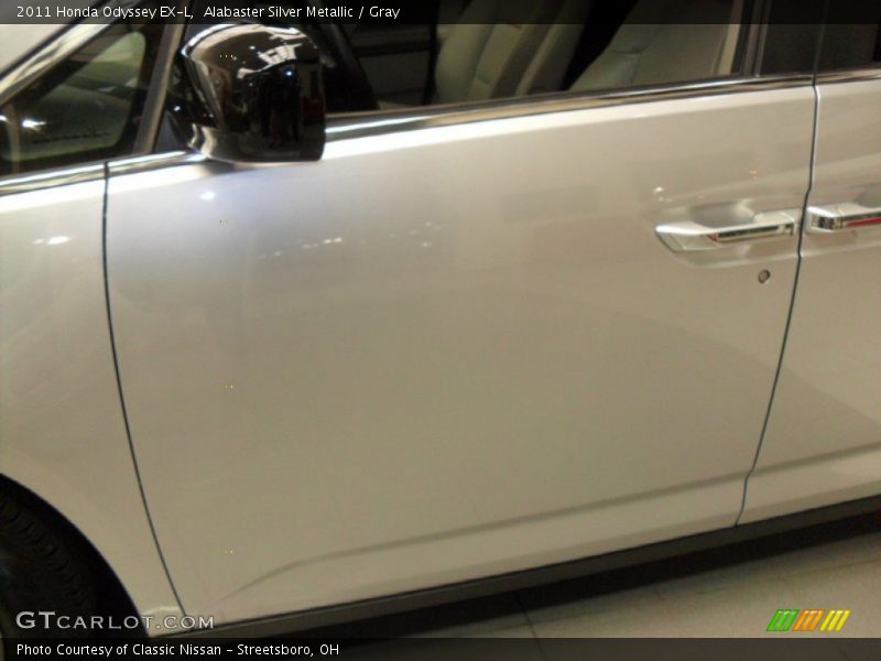 Alabaster Silver Metallic / Gray 2011 Honda Odyssey EX-L