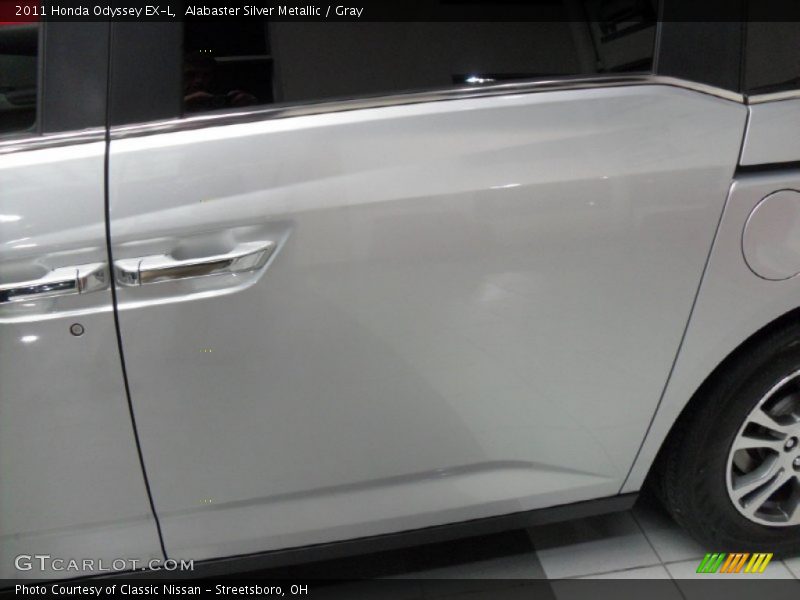 Alabaster Silver Metallic / Gray 2011 Honda Odyssey EX-L
