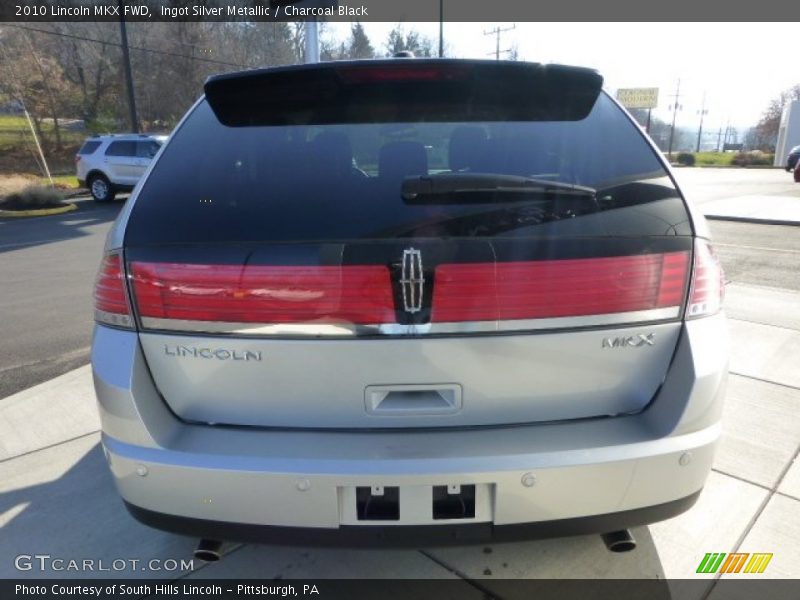 Ingot Silver Metallic / Charcoal Black 2010 Lincoln MKX FWD