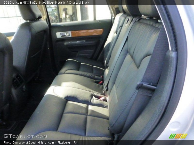 Ingot Silver Metallic / Charcoal Black 2010 Lincoln MKX FWD