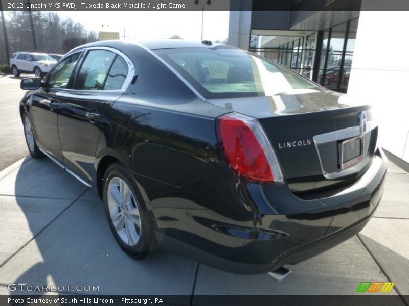 Tuxedo Black Metallic / Light Camel 2012 Lincoln MKS FWD