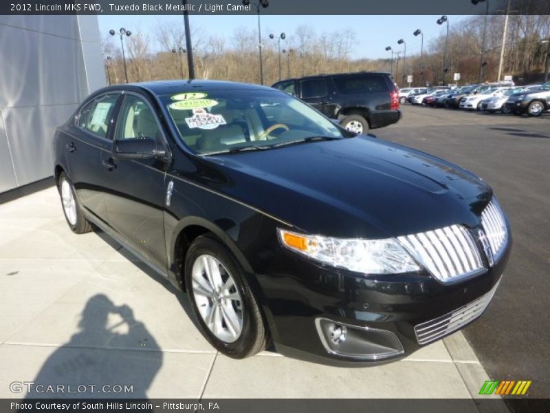 Tuxedo Black Metallic / Light Camel 2012 Lincoln MKS FWD