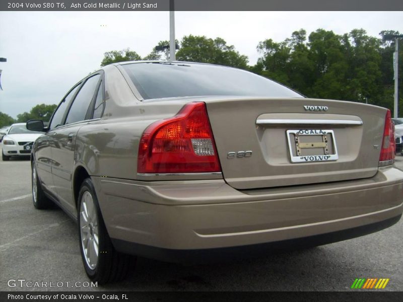 Ash Gold Metallic / Light Sand 2004 Volvo S80 T6