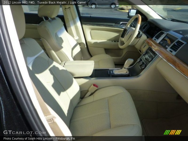 Tuxedo Black Metallic / Light Camel 2012 Lincoln MKS FWD