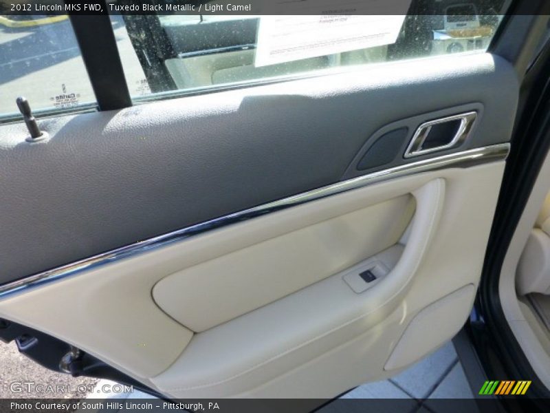 Tuxedo Black Metallic / Light Camel 2012 Lincoln MKS FWD