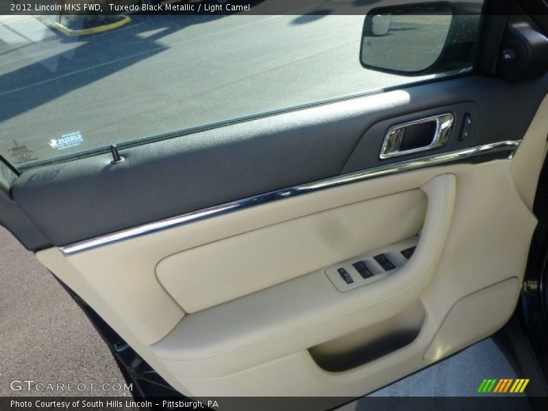 Tuxedo Black Metallic / Light Camel 2012 Lincoln MKS FWD