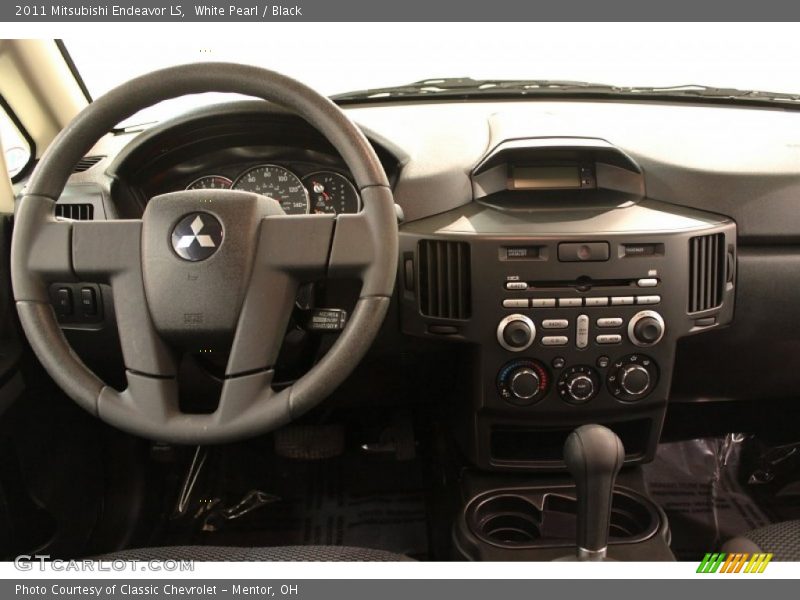 White Pearl / Black 2011 Mitsubishi Endeavor LS