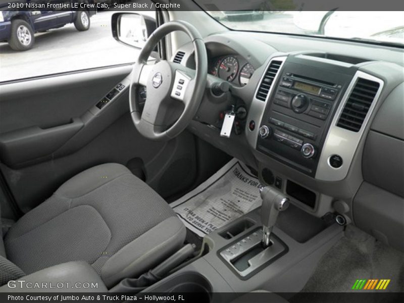 Super Black / Graphite 2010 Nissan Frontier LE Crew Cab