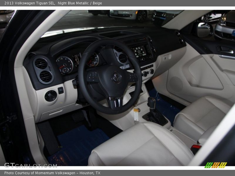 Night Blue Metallic / Beige 2013 Volkswagen Tiguan SEL