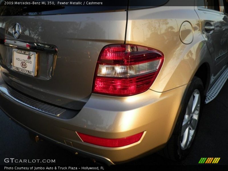 Pewter Metallic / Cashmere 2009 Mercedes-Benz ML 350