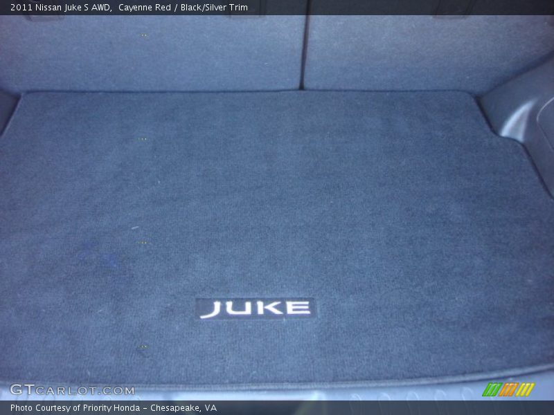Cayenne Red / Black/Silver Trim 2011 Nissan Juke S AWD