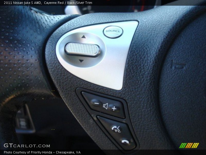 Cayenne Red / Black/Silver Trim 2011 Nissan Juke S AWD