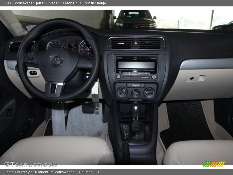 Black Uni / Cornsilk Beige 2013 Volkswagen Jetta SE Sedan