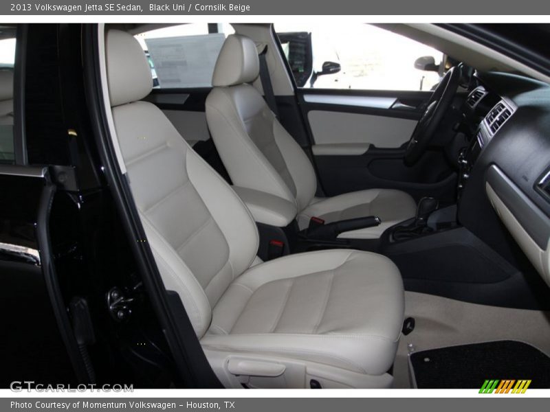 Black Uni / Cornsilk Beige 2013 Volkswagen Jetta SE Sedan