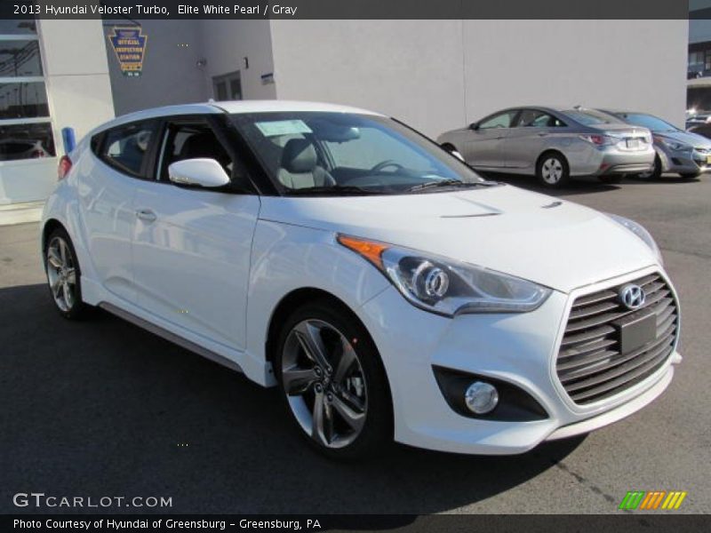 Elite White Pearl / Gray 2013 Hyundai Veloster Turbo
