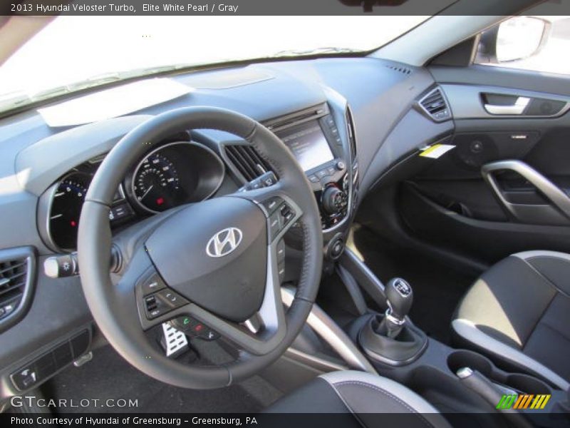 Elite White Pearl / Gray 2013 Hyundai Veloster Turbo