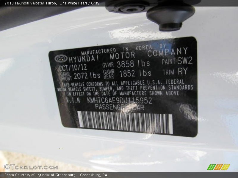 Elite White Pearl / Gray 2013 Hyundai Veloster Turbo
