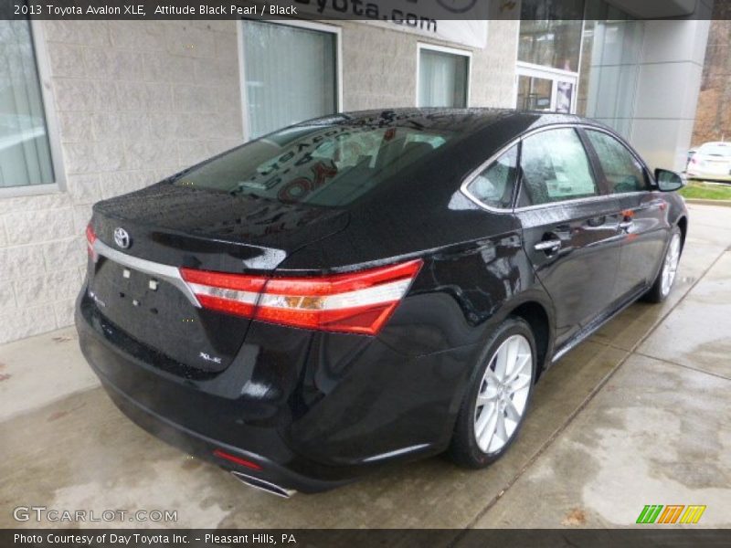 Attitude Black Pearl / Black 2013 Toyota Avalon XLE