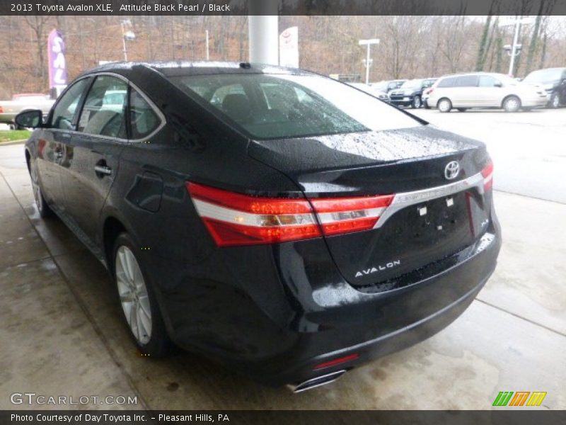 Attitude Black Pearl / Black 2013 Toyota Avalon XLE