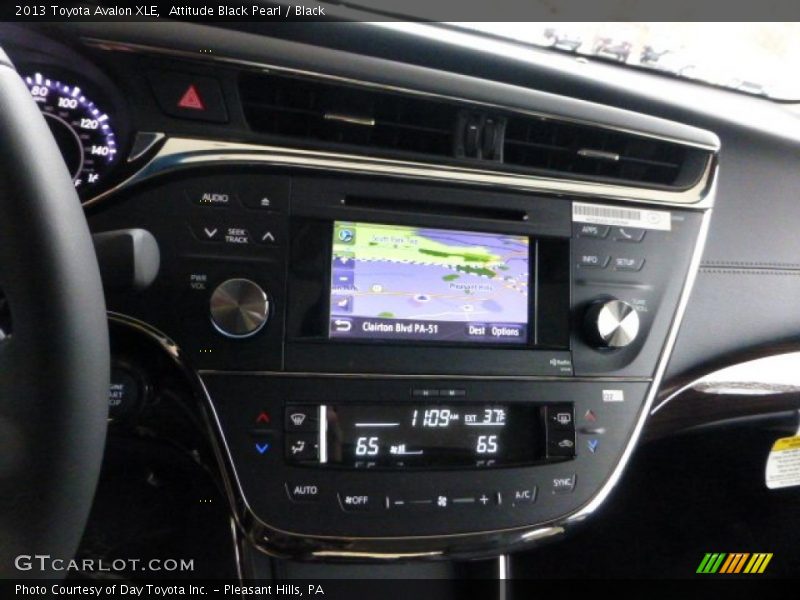 Attitude Black Pearl / Black 2013 Toyota Avalon XLE