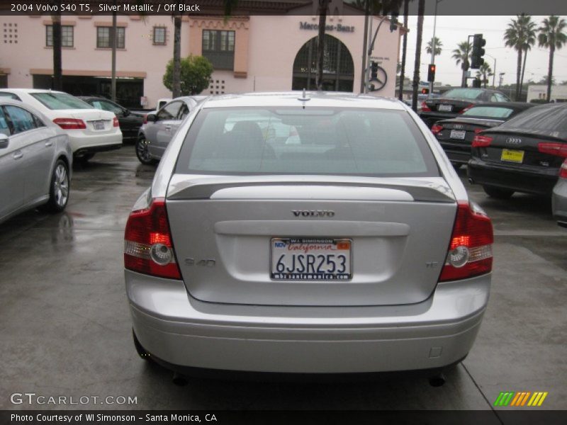 Silver Metallic / Off Black 2004 Volvo S40 T5