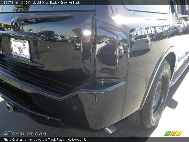 Liquid Onyx Black / Graphite Black 2007 Infiniti QX 56