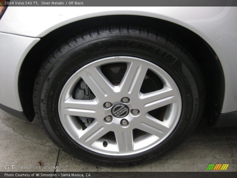 Silver Metallic / Off Black 2004 Volvo S40 T5