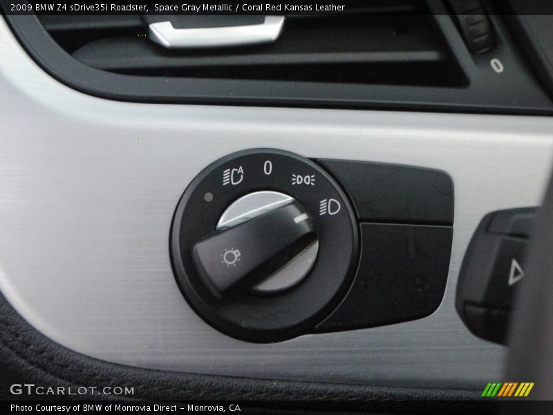 Controls of 2009 Z4 sDrive35i Roadster