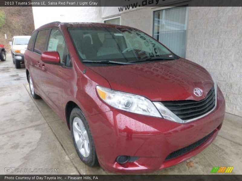 Salsa Red Pearl / Light Gray 2013 Toyota Sienna LE