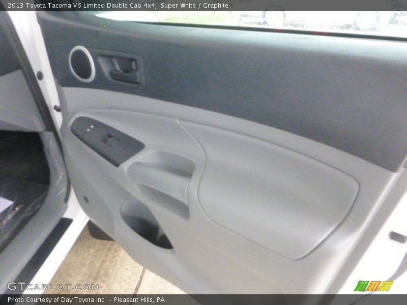 Super White / Graphite 2013 Toyota Tacoma V6 Limited Double Cab 4x4