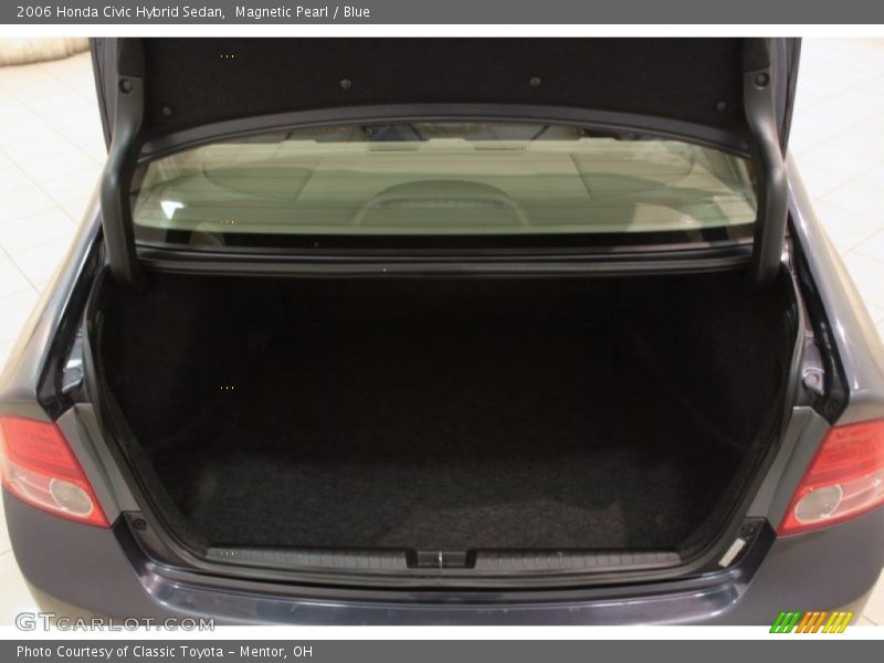  2006 Civic Hybrid Sedan Trunk