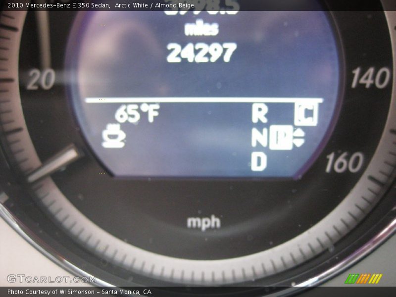 Arctic White / Almond Beige 2010 Mercedes-Benz E 350 Sedan
