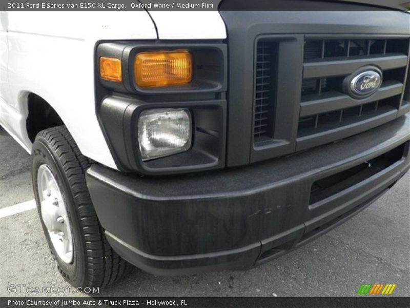 Oxford White / Medium Flint 2011 Ford E Series Van E150 XL Cargo