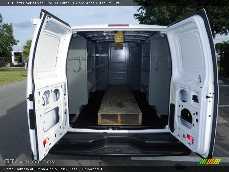 Oxford White / Medium Flint 2011 Ford E Series Van E150 XL Cargo