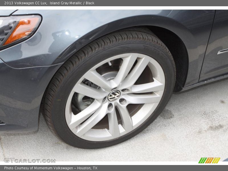 Island Gray Metallic / Black 2013 Volkswagen CC Lux