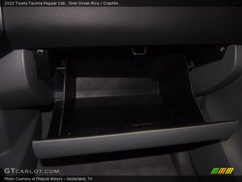 Silver Streak Mica / Graphite 2010 Toyota Tacoma Regular Cab