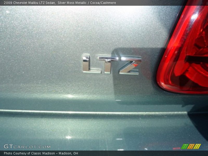 Silver Moss Metallic / Cocoa/Cashmere 2009 Chevrolet Malibu LTZ Sedan