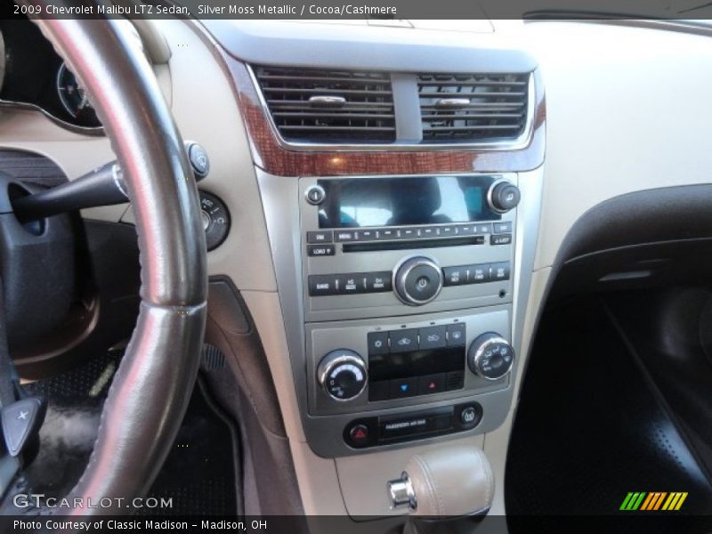 Silver Moss Metallic / Cocoa/Cashmere 2009 Chevrolet Malibu LTZ Sedan