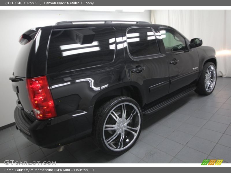 Carbon Black Metallic / Ebony 2011 GMC Yukon SLE